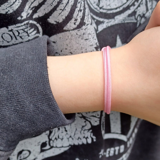 Cute light pink sliding knot bracelet