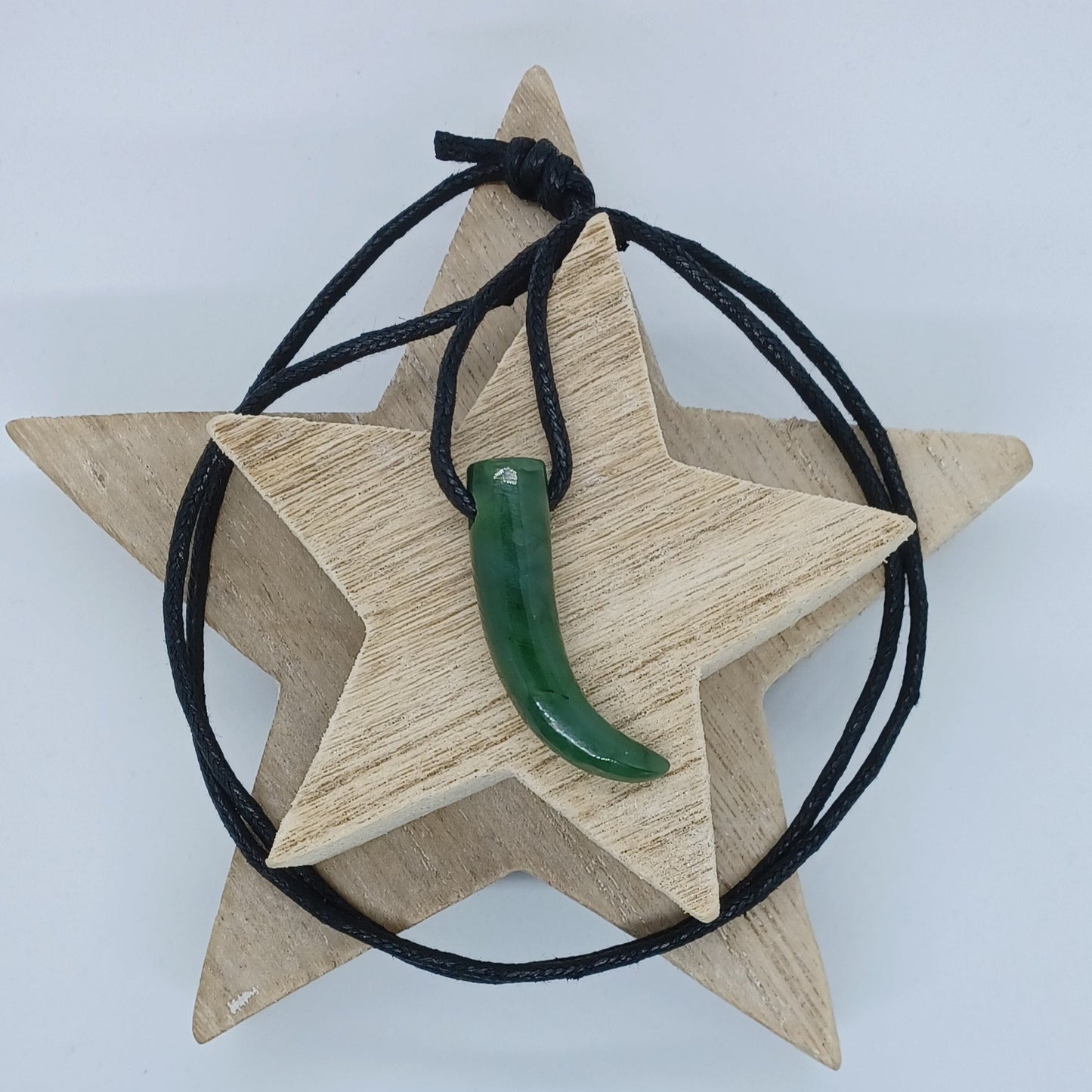 Jade horn shaped cord necklace